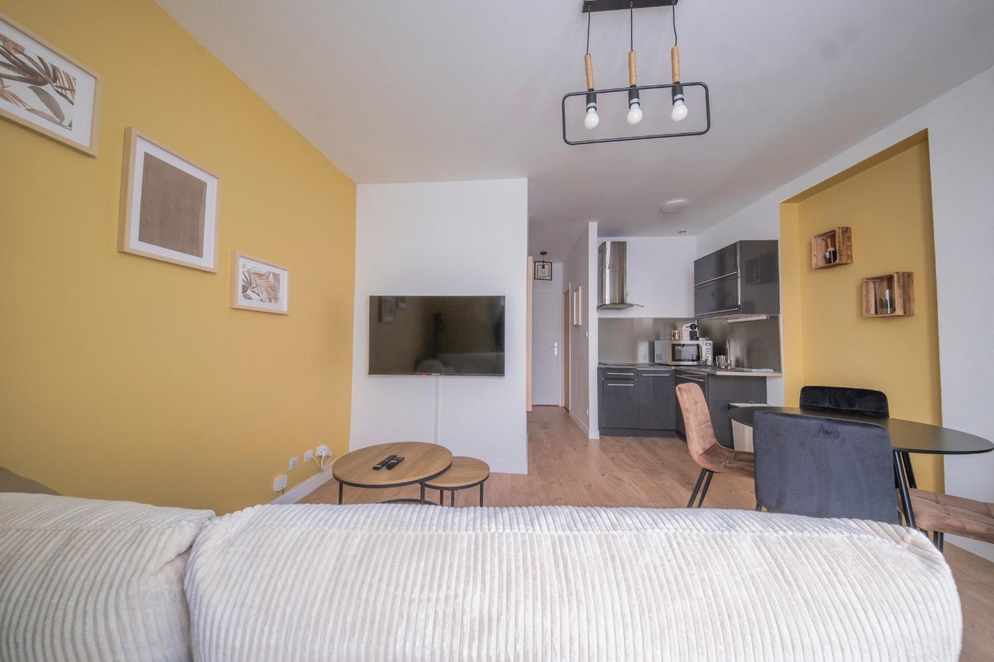 Le Boulingrin Apartment Реймс Екстериор снимка